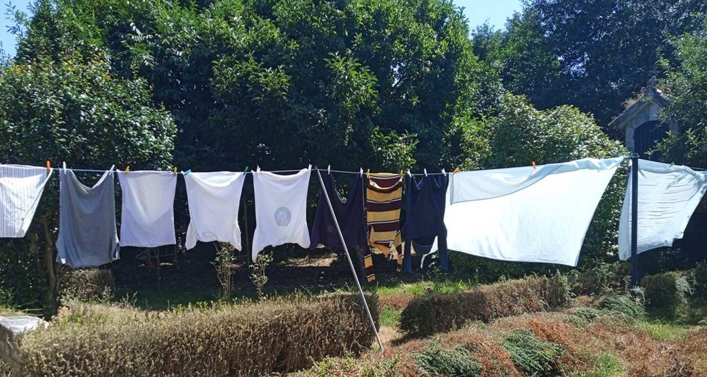 Ruleta para secar la ropa al aire libre. en Caballito - Más Accesorios para  tu Casa y Jardín en Vivavisos - 326532253